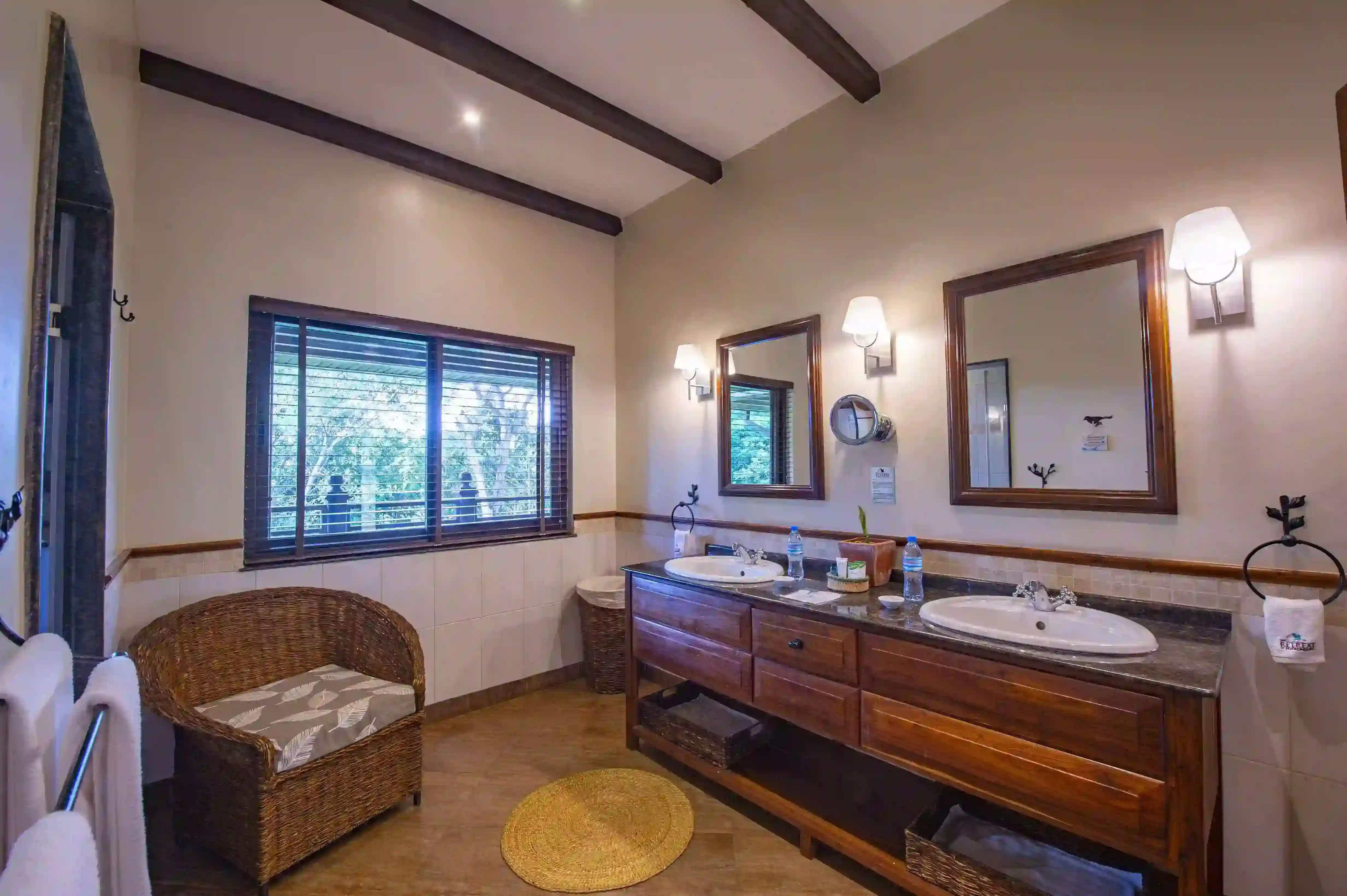 The retreat at ngorongoro Hotel in Karatu, bathroom